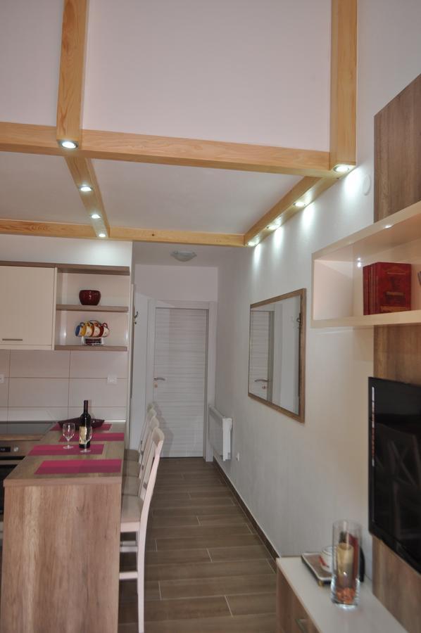 Apartment Maritimo Kotor Luaran gambar