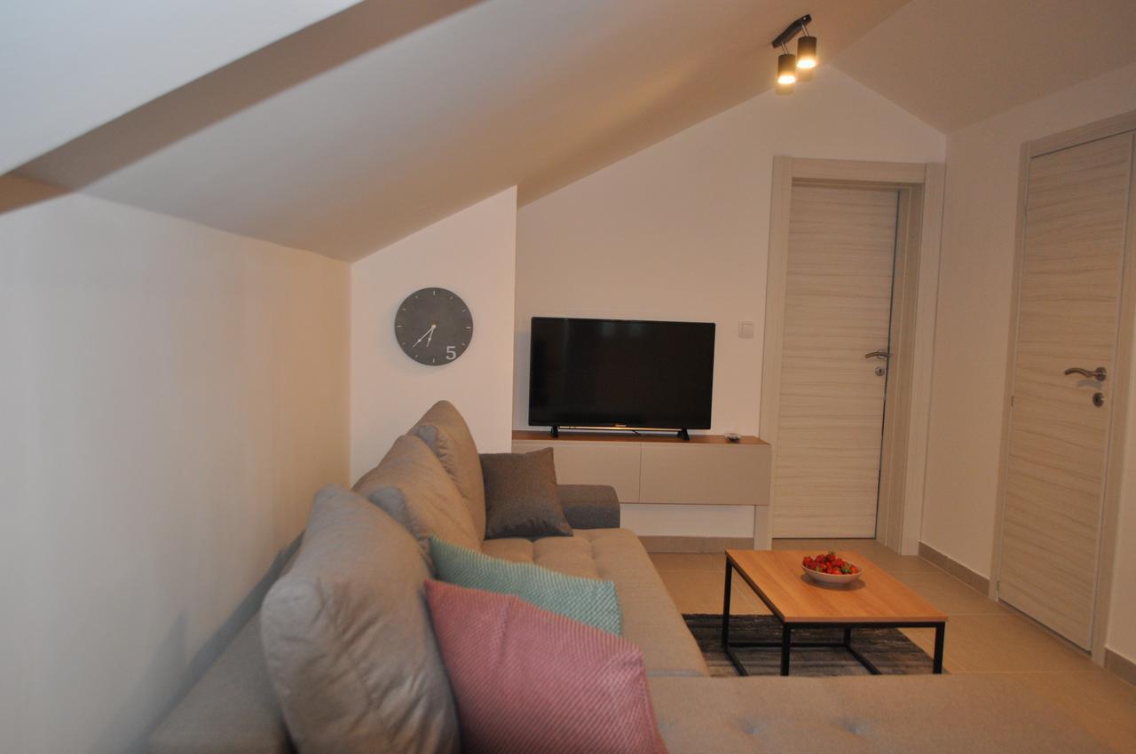 Apartment Maritimo Kotor Luaran gambar