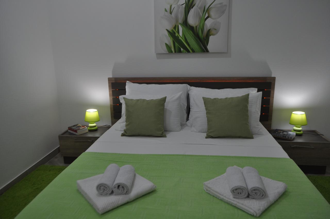 Apartment Maritimo Kotor Luaran gambar