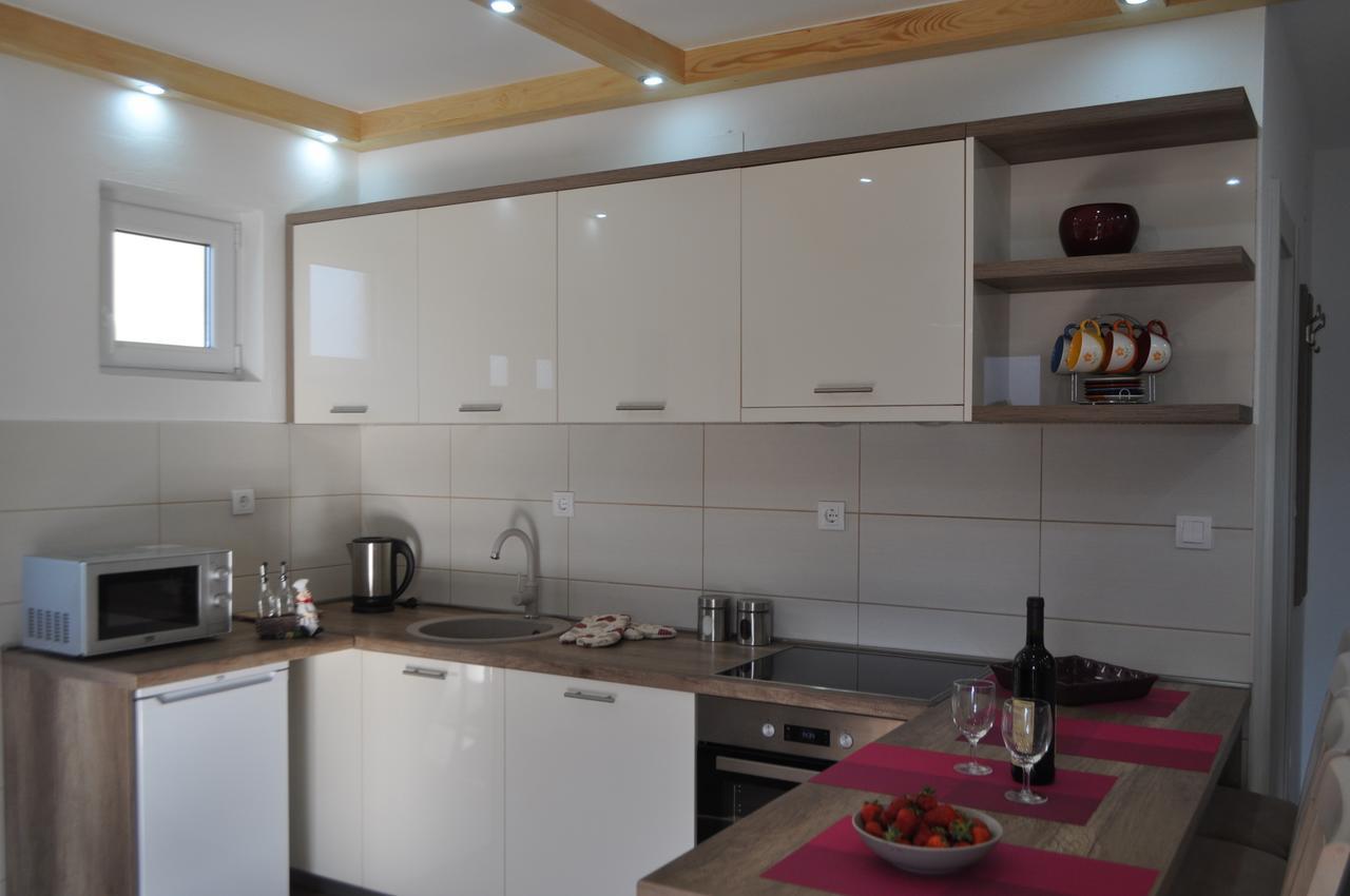 Apartment Maritimo Kotor Luaran gambar