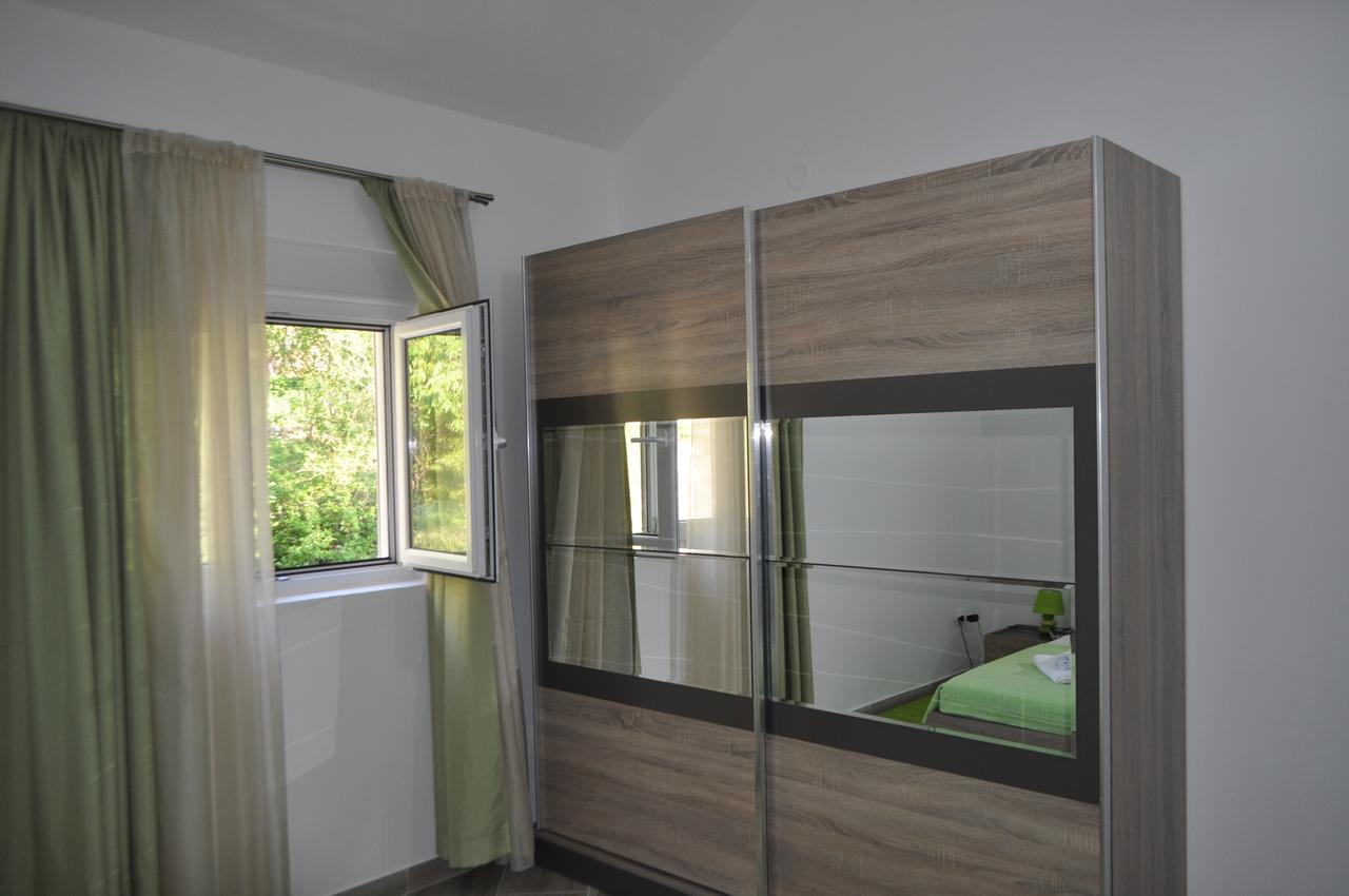 Apartment Maritimo Kotor Luaran gambar