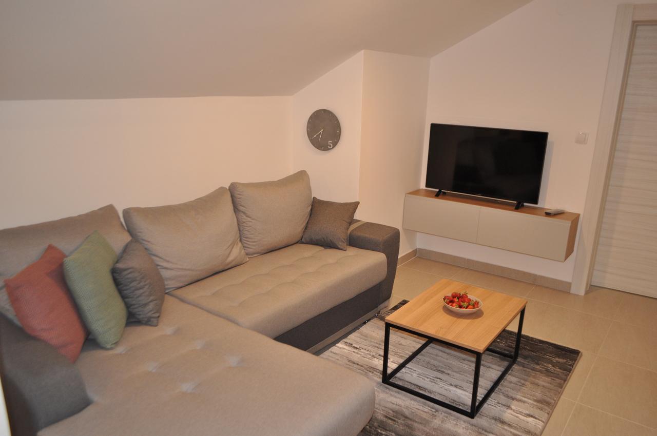 Apartment Maritimo Kotor Luaran gambar