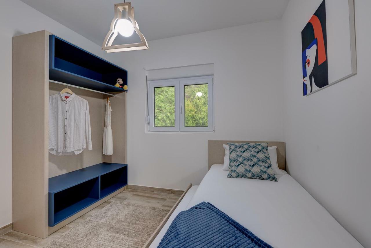 Apartment Maritimo Kotor Luaran gambar