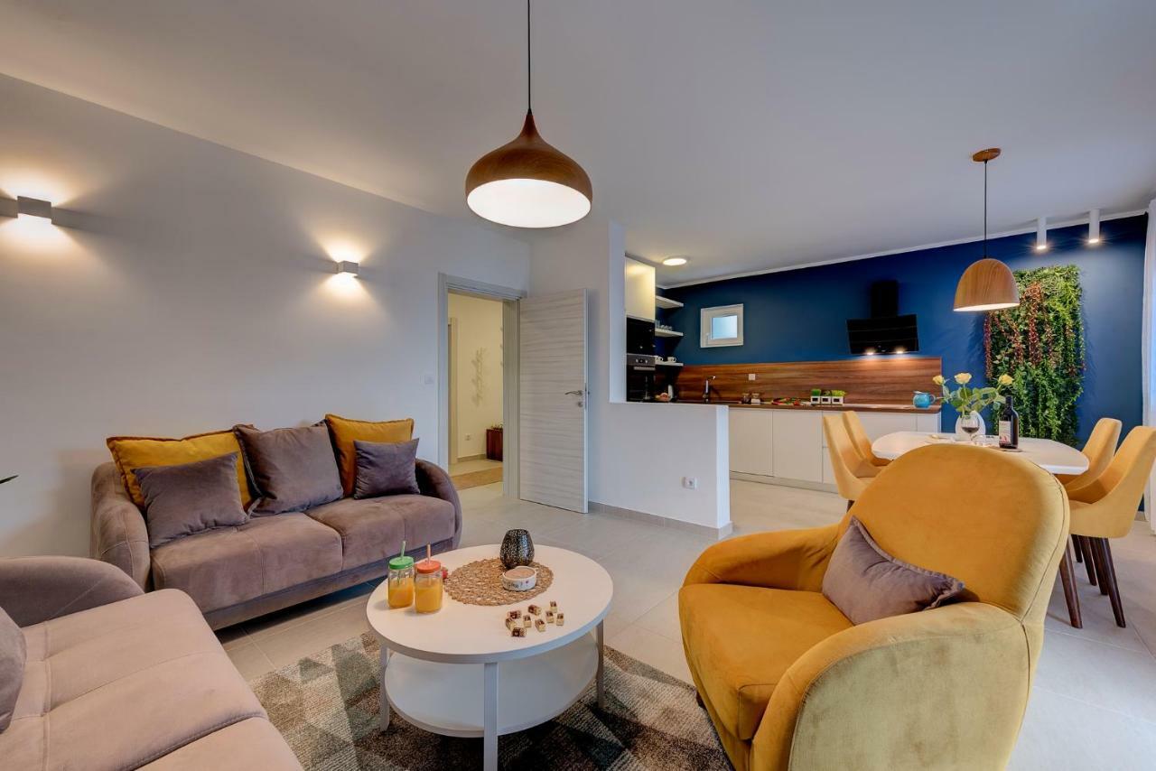 Apartment Maritimo Kotor Luaran gambar