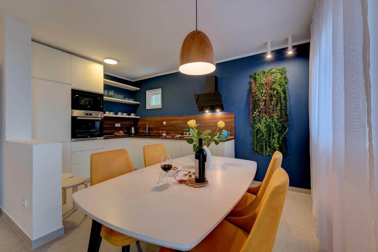 Apartment Maritimo Kotor Luaran gambar
