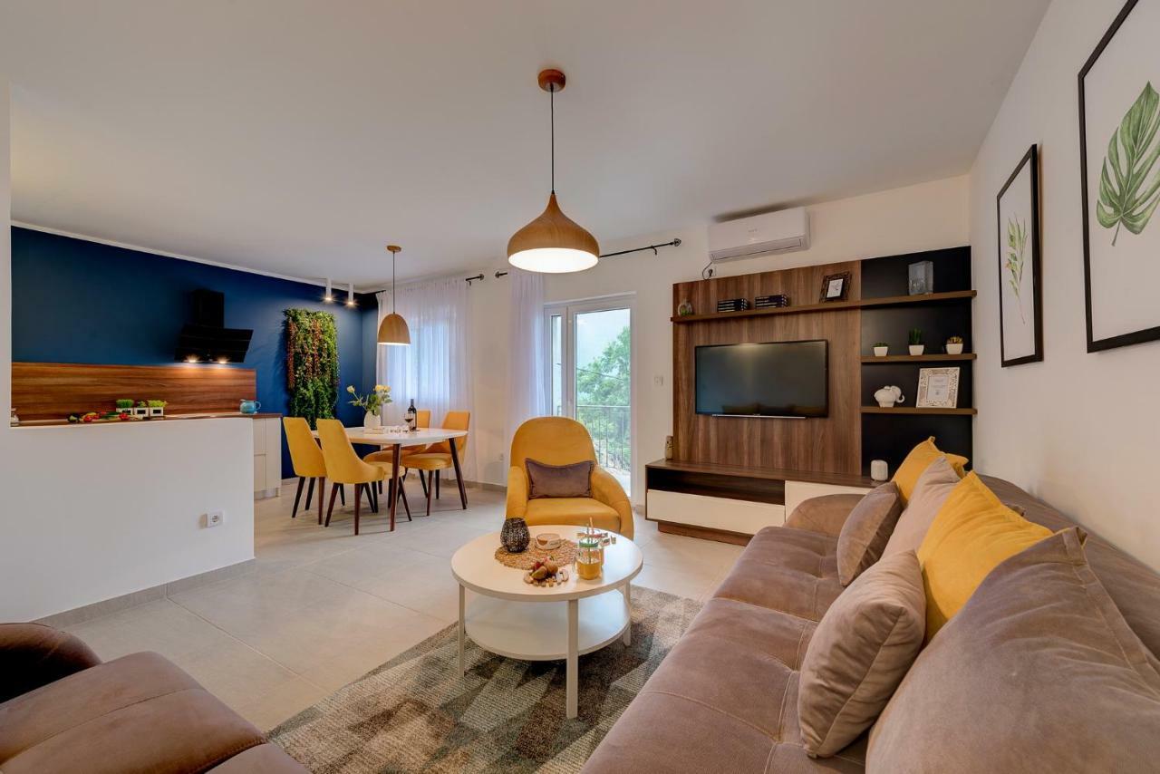 Apartment Maritimo Kotor Luaran gambar